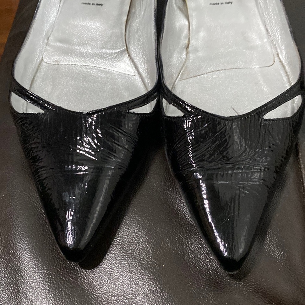 Sigerson Morrison Black pointy toe flats made in Italy